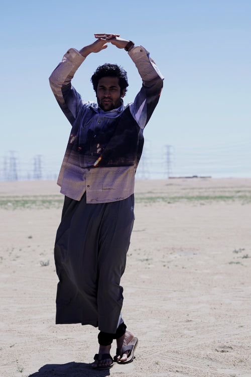 'O I L ! (Kuwait 1991)' Button-Up Shirt